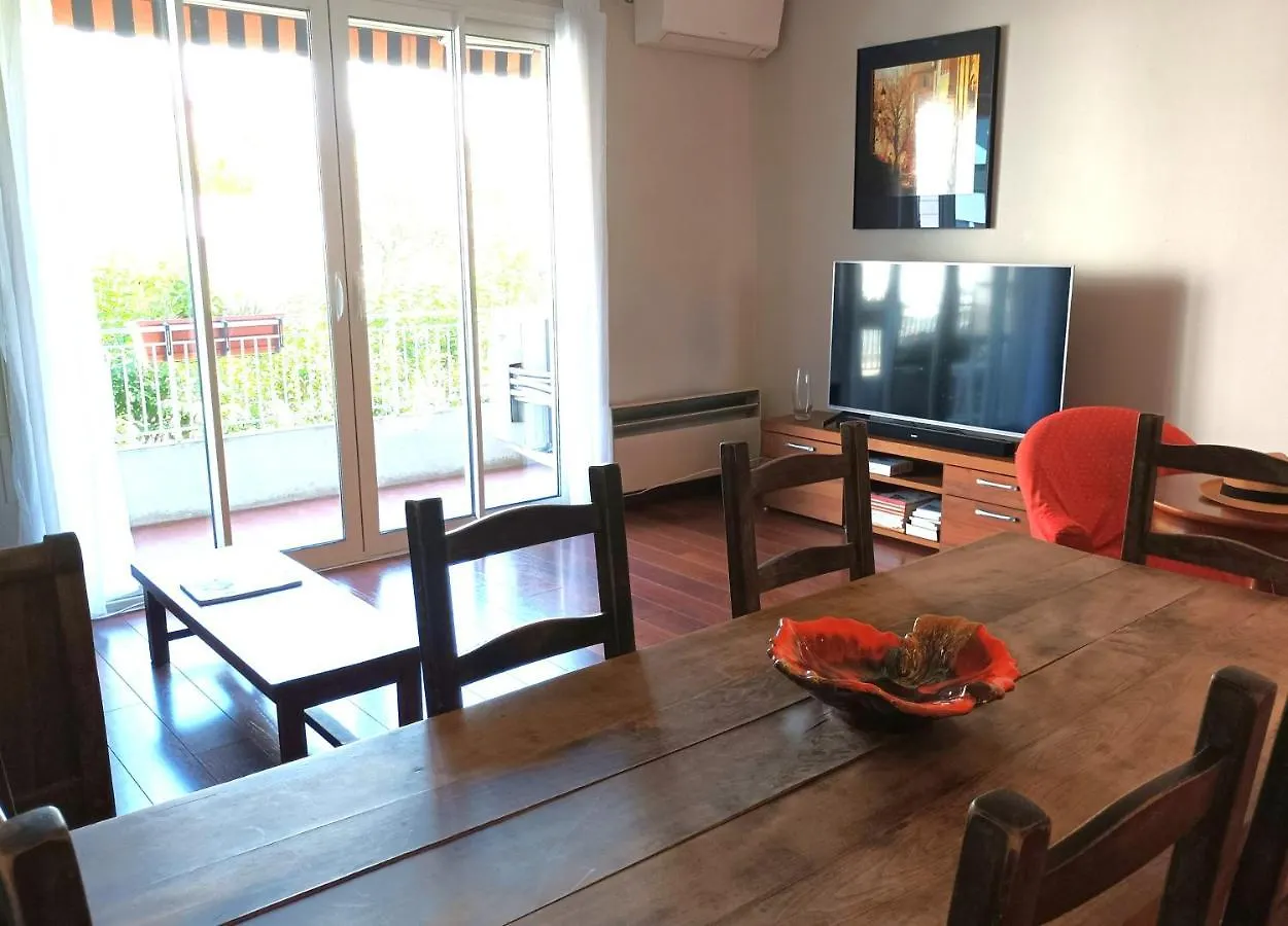 T3 Pontier Parking Apartment Aix-en-Provence